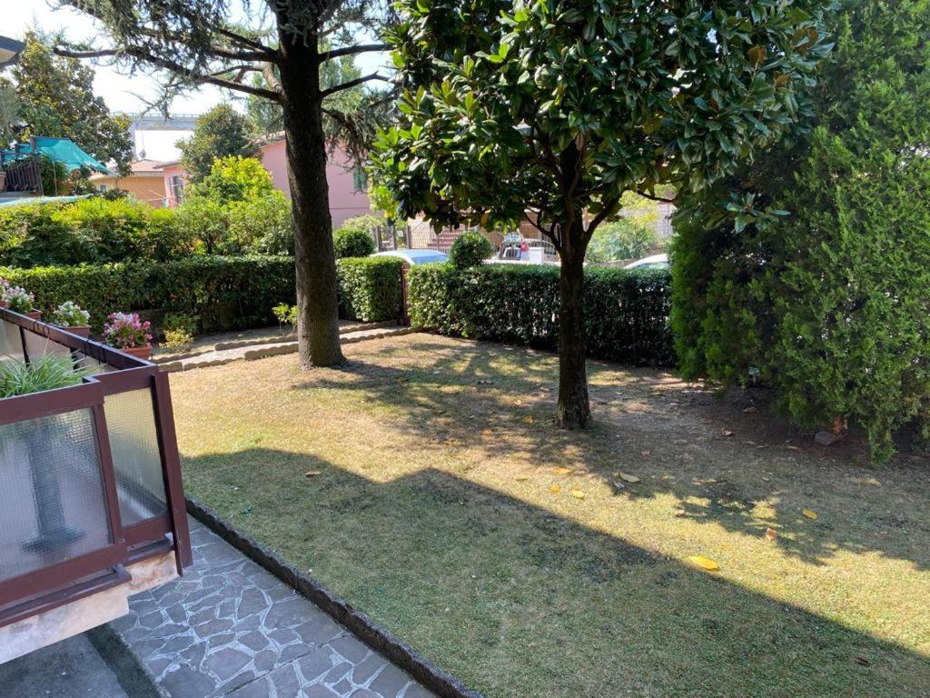Vesna Apartment Desenzano del Garda Luaran gambar