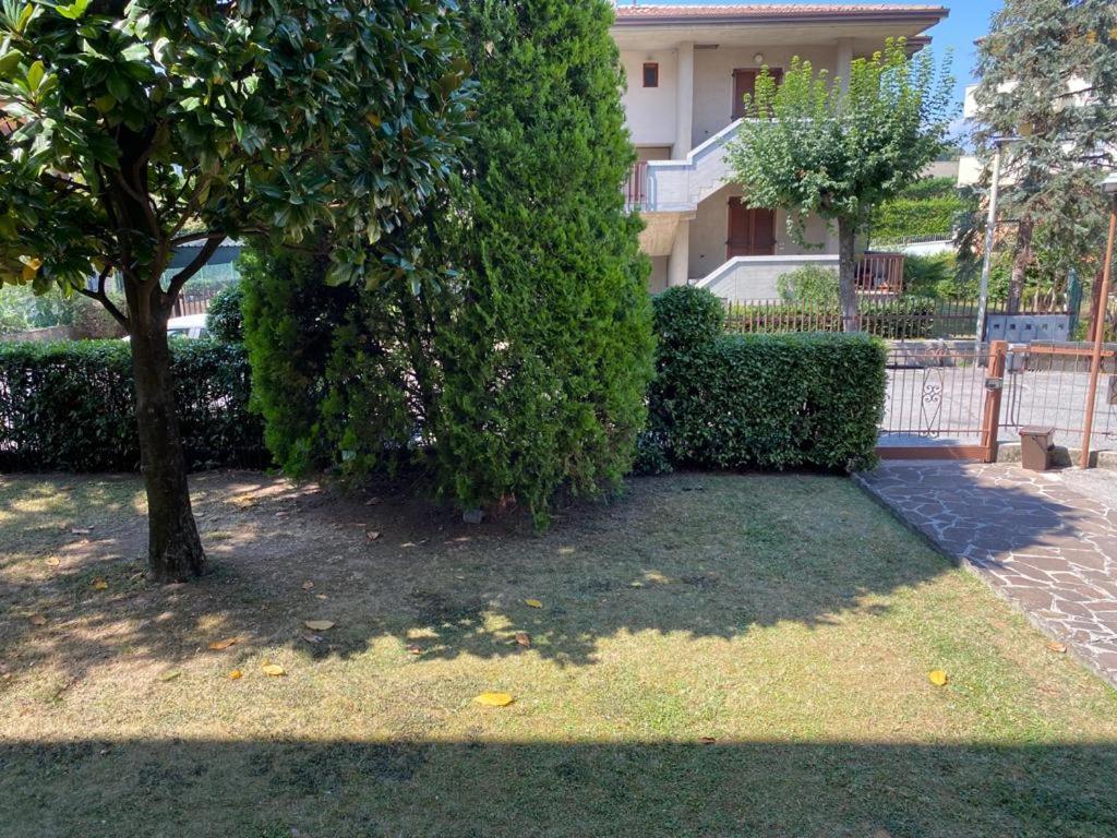 Vesna Apartment Desenzano del Garda Luaran gambar